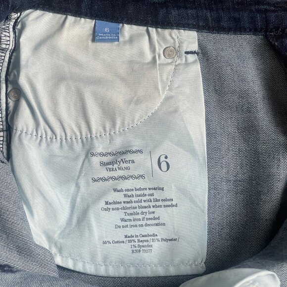 a.n.a. Mid Rise Denim Jean Cuffed Bermuda Jean Shorts, Medium Dark Wash, Size 6 - Picture 9 of 9